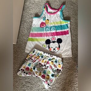 Girls Disney Emoji shorts Pajamas pjs 9/10